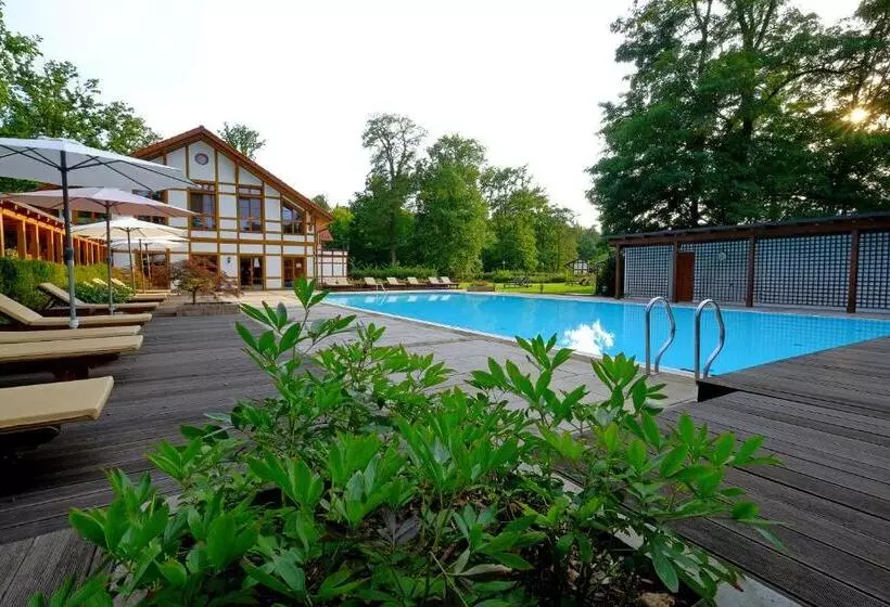 Hotelli Gut Klostermuhle Natur Resort & Medical Spa