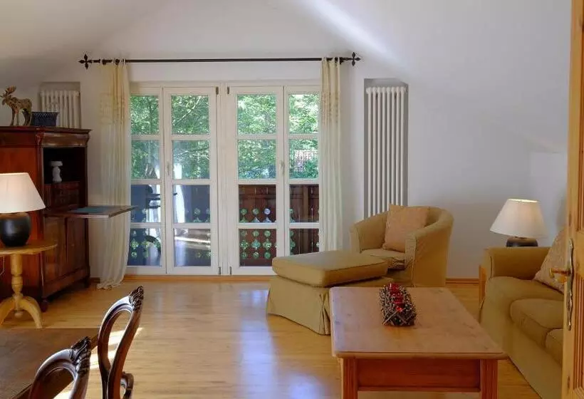 Hotelli Gut Klostermuhle Natur Resort & Medical Spa