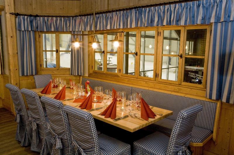 Отель Hamburgwittenburg Van Der Valk