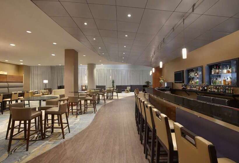 فندق Hilton Baltimore Bwi Airport