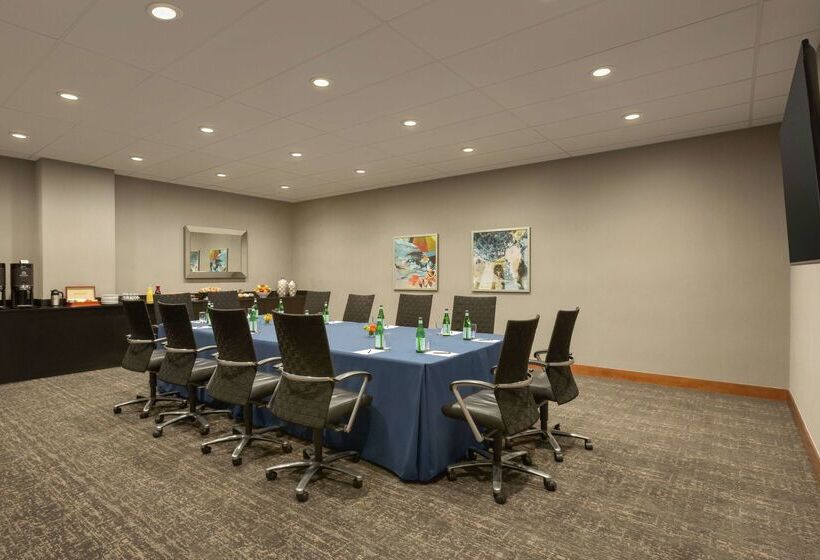 فندق Hilton Baltimore Bwi Airport