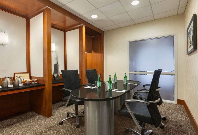 فندق Hilton Baltimore Bwi Airport