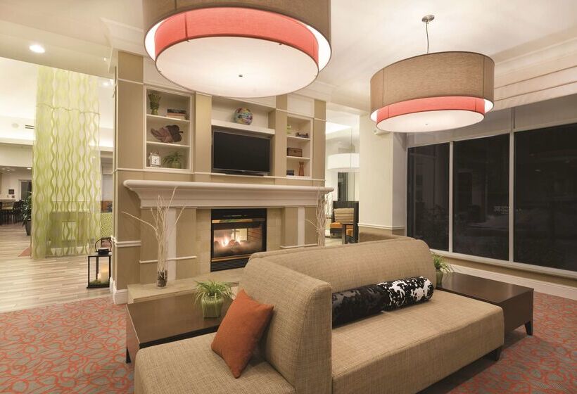 فندق Hilton Garden Inn Akron Canton Airport