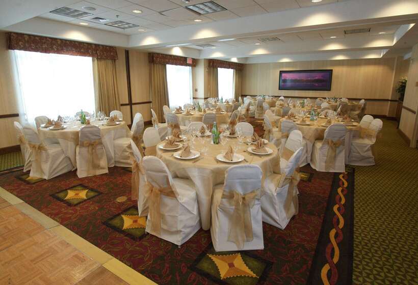 ホテル Hilton Garden Inn Anchorage