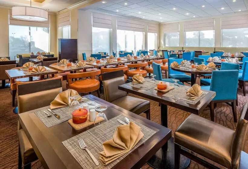 Отель Hilton Garden Inn Florence