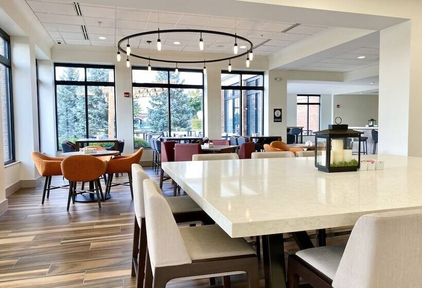 Hotel Hilton Garden Inn Oconomowoc