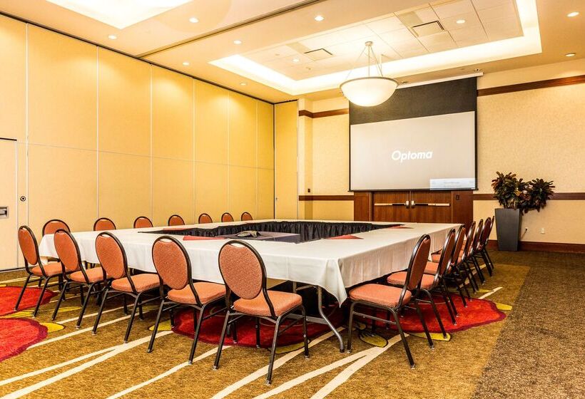 בית מלון כפרי Hilton Garden Inn St. George