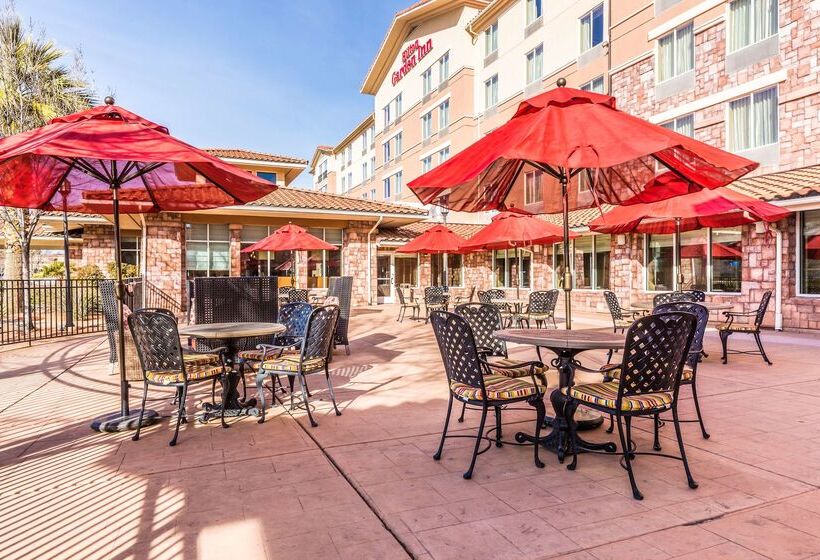 בית מלון כפרי Hilton Garden Inn St. George
