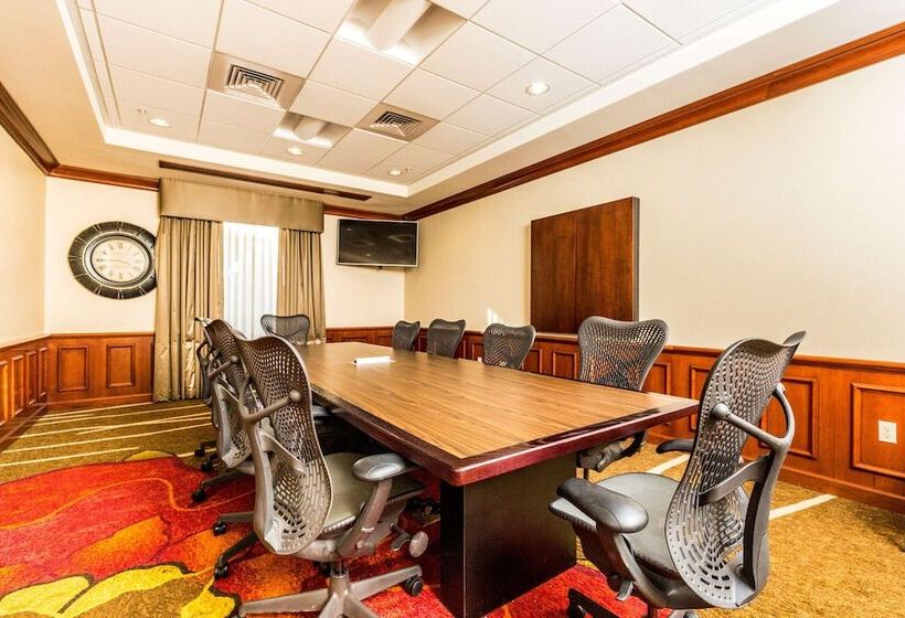 בית מלון כפרי Hilton Garden Inn St. George