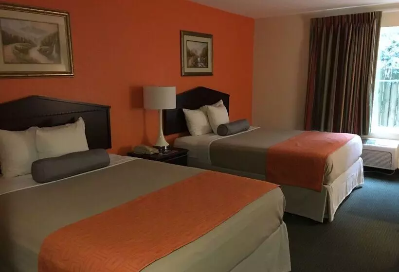 هتل Howard Johnson By Wyndham Houma