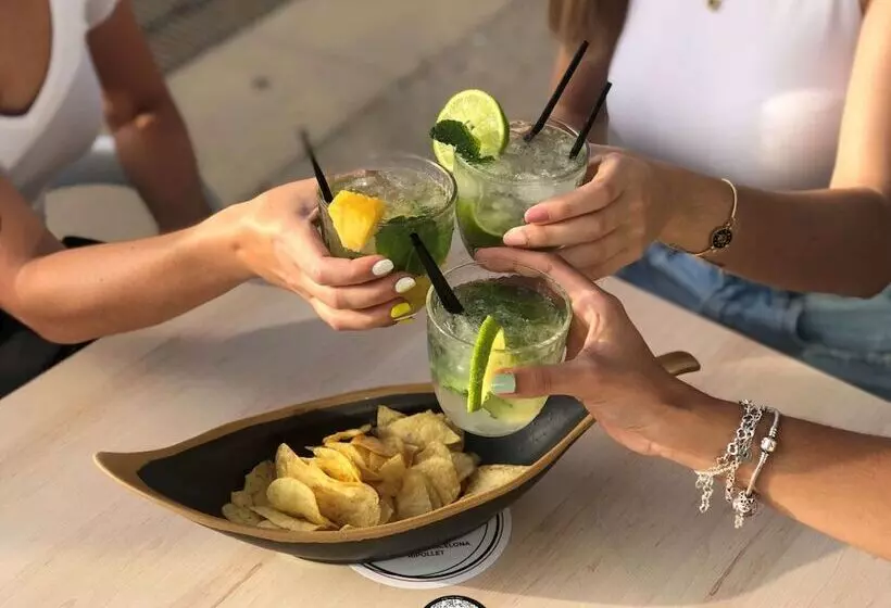 בית מלון כפרי Ibis Ripollet