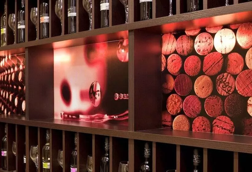 בית מלון כפרי Ibis Ripollet