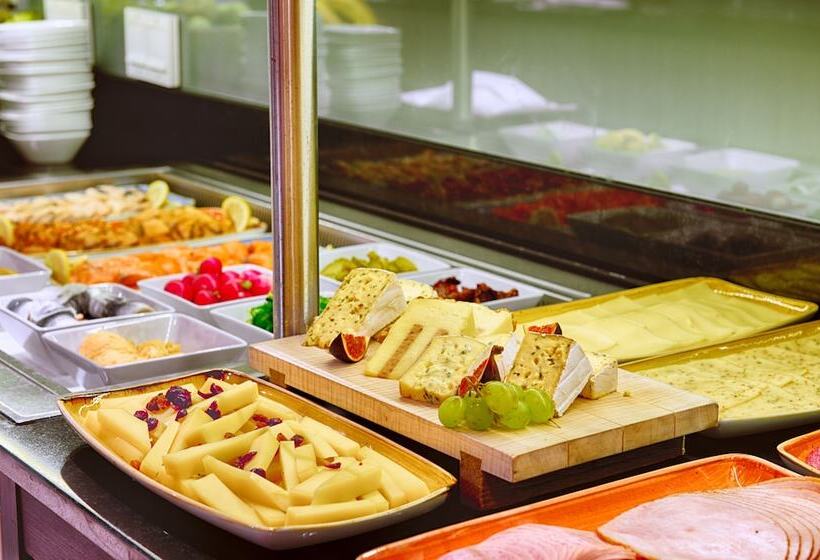 Leonardo Royal Hotel Munich