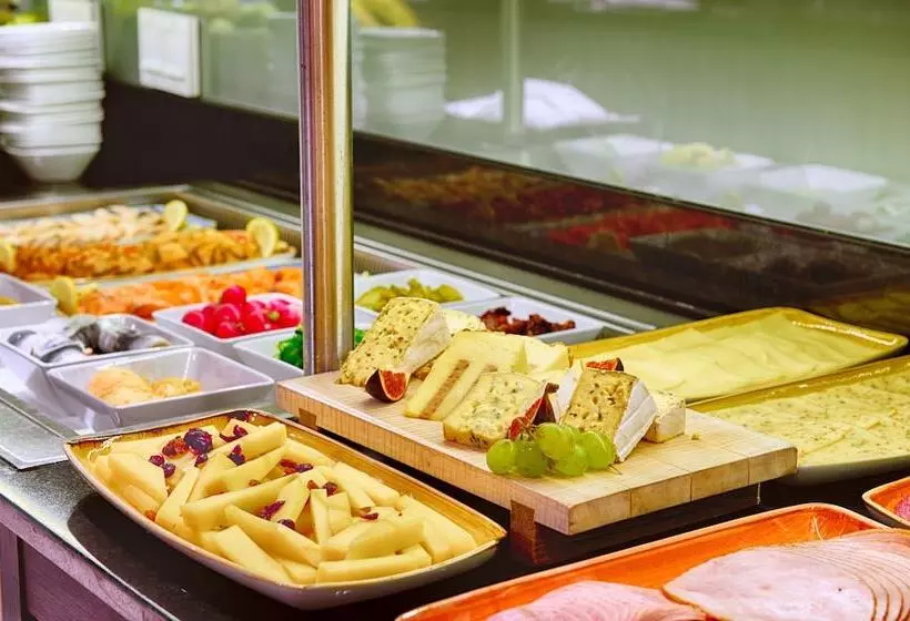 Leonardo Royal Hotel Munich