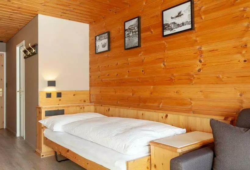 هتل Provisorium13