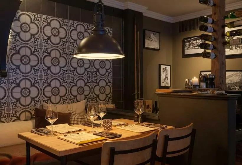 هتل Provisorium13