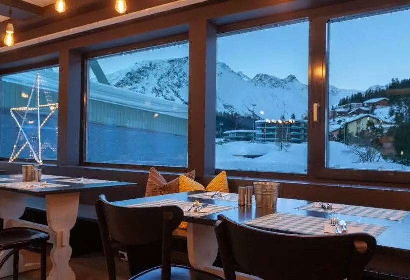 هتل Provisorium13