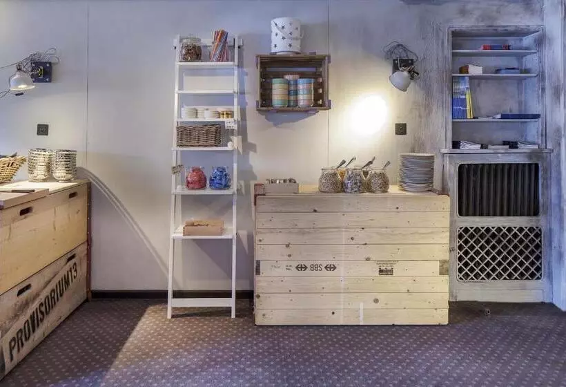 هتل Provisorium13