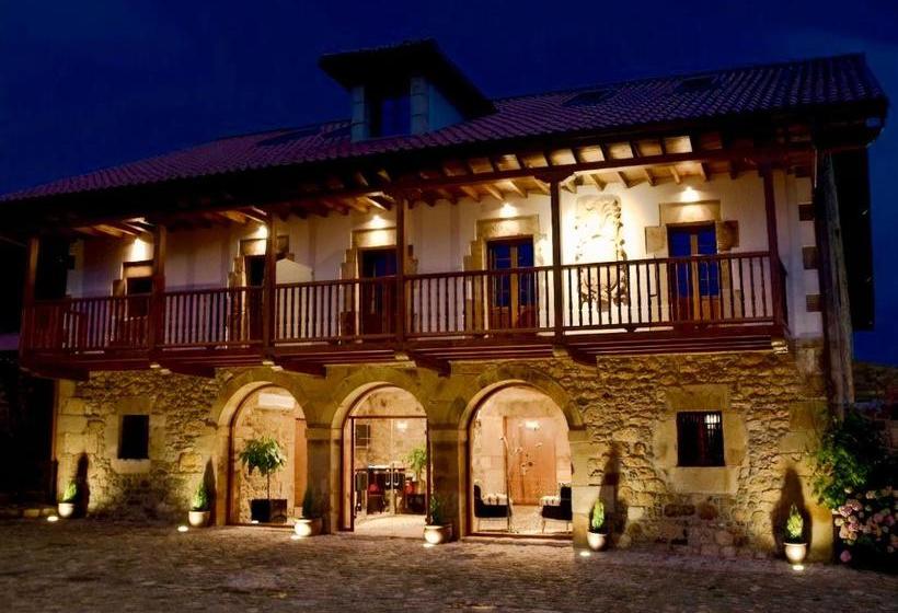 Akla Hotel Suites Valles Pasiegos