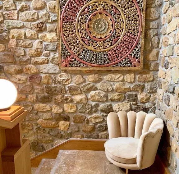 Akla Hotel Suites Valles Pasiegos