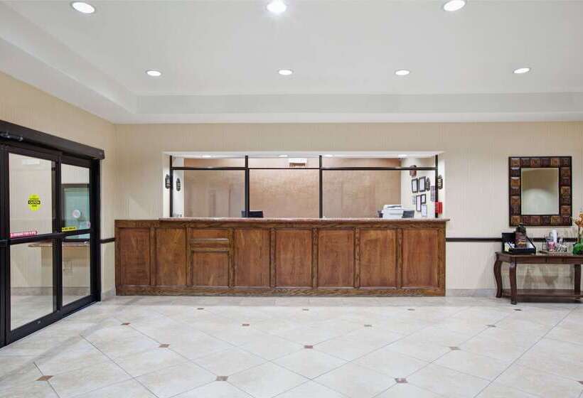 ホテル Super 8 By Wyndham Iah West/greenspoint