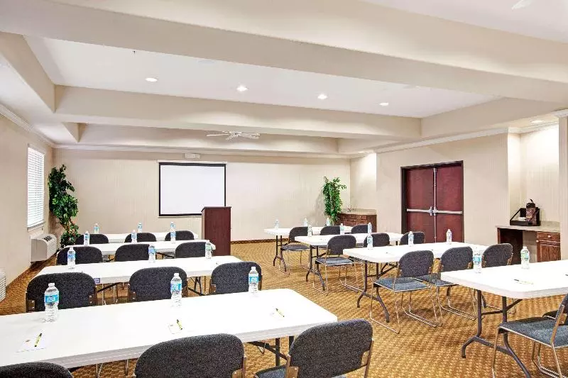 Szálloda Super 8 By Wyndham Iah West/greenspoint