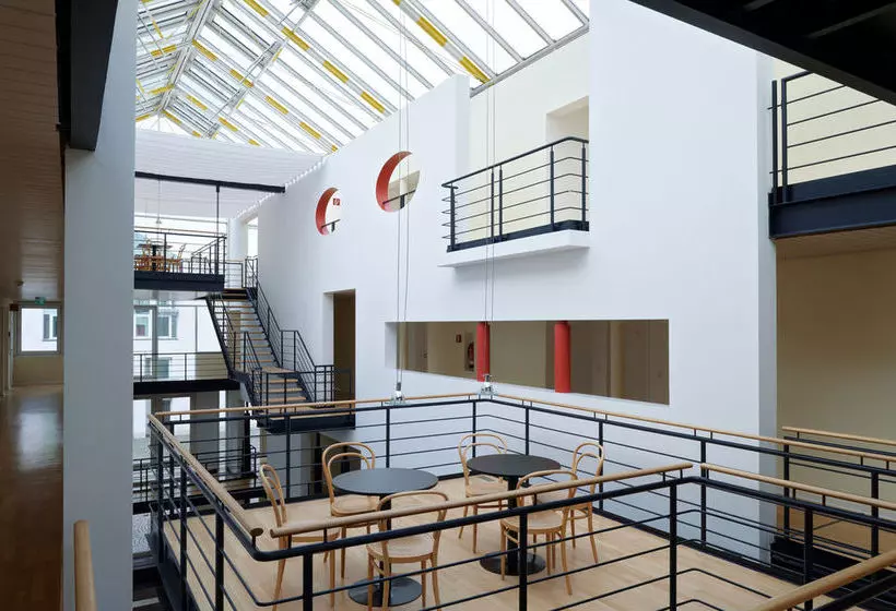 Отель Top Commundo Neuss