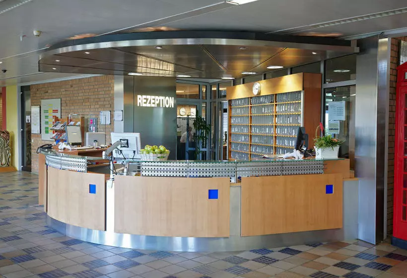 Отель Top Commundo Neuss