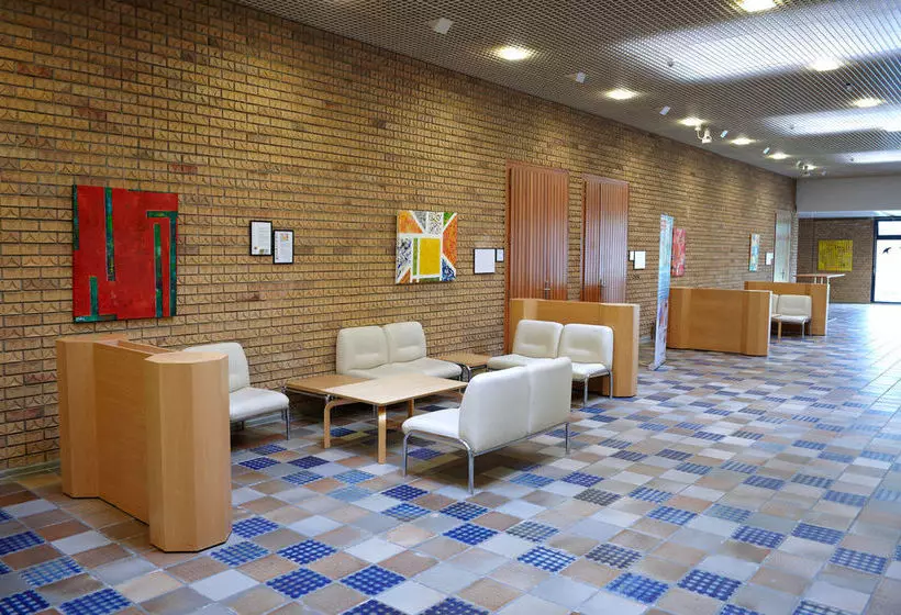 Отель Top Commundo Neuss