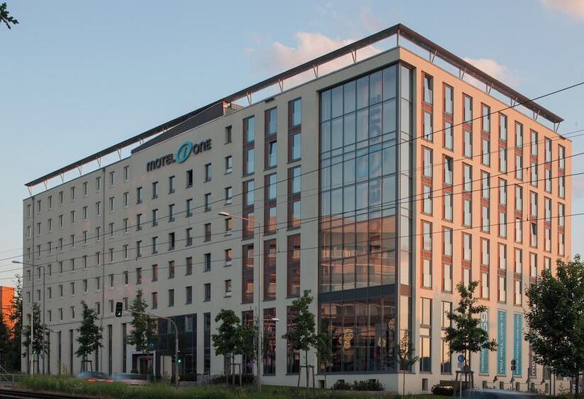 Motel One Stuttgart Feuerbach