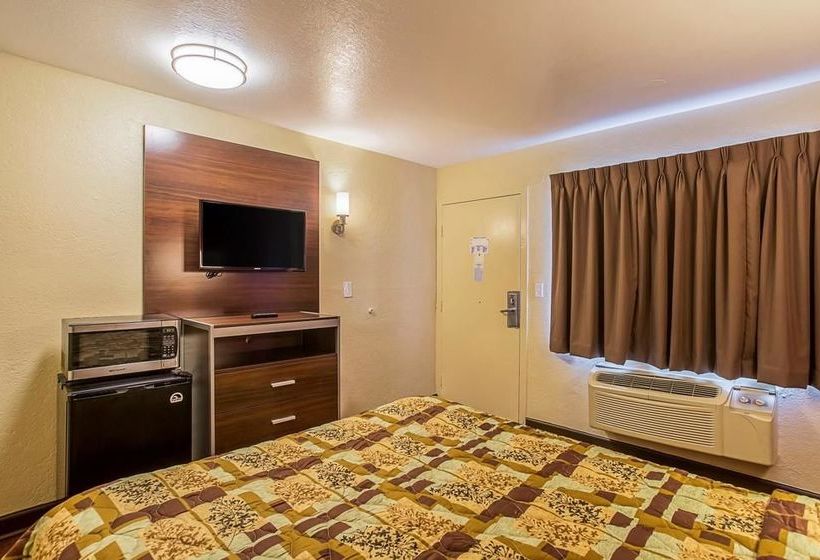 汽车旅馆  Rodeway Inn Nashville Airport South