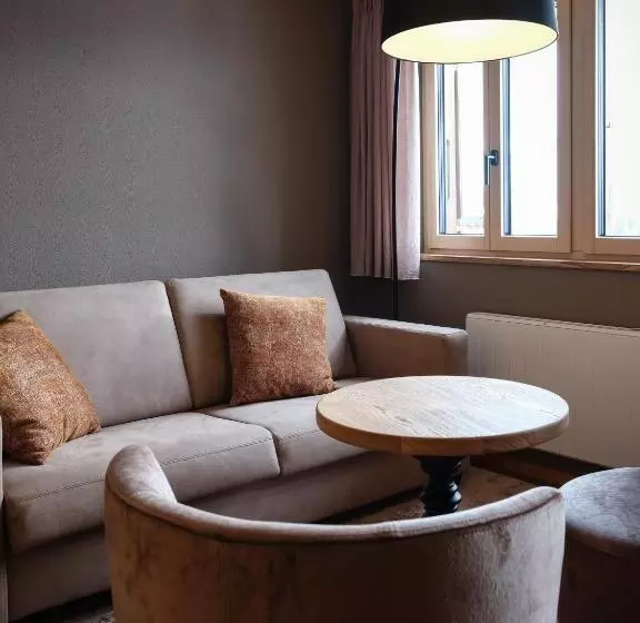 Panorama Hotel & Restaurant