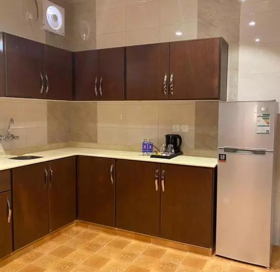 القصر للاجنحة الفندقية احد رفيدة