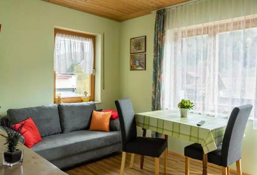 ユースホステル Landgasthof Peterhof