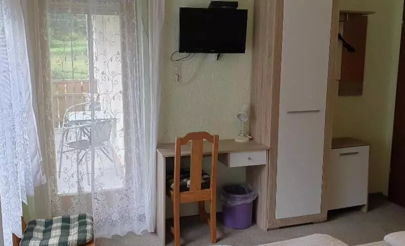 ユースホステル Landgasthof Peterhof