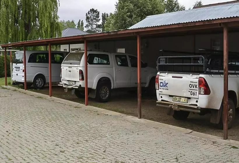 Aamiaismajoitus (B&B) Charlie S Place