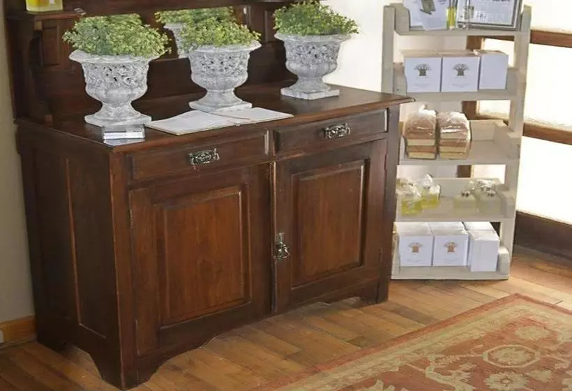 Aamiaismajoitus (B&B) Charlie S Place