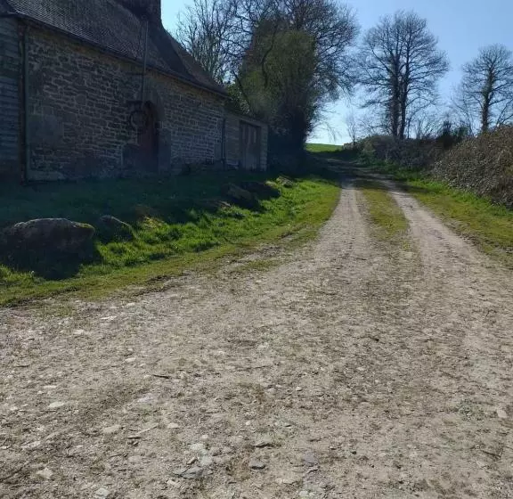 ベッドアンドブレックファースト La Petite Maison Du Sabot