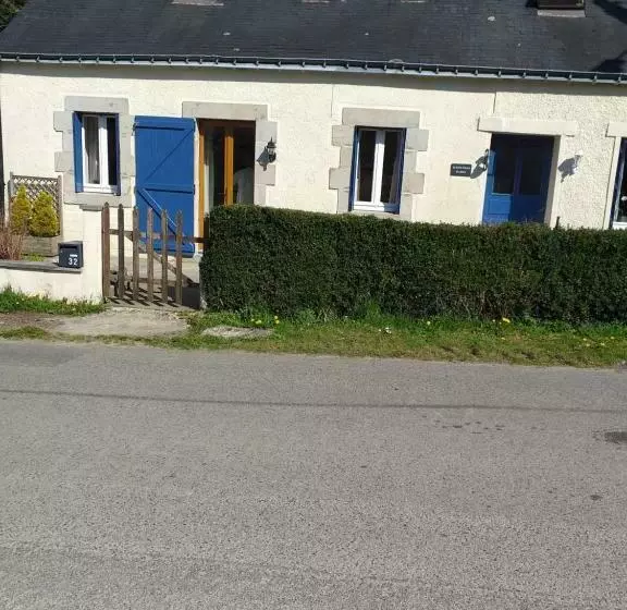 ベッドアンドブレックファースト La Petite Maison Du Sabot