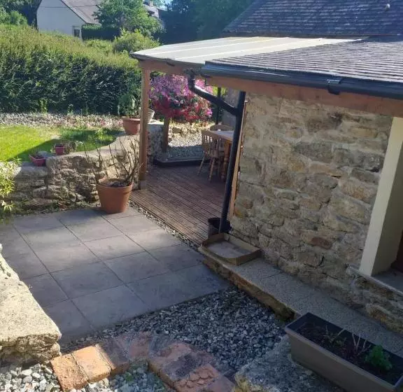 ベッドアンドブレックファースト La Petite Maison Du Sabot