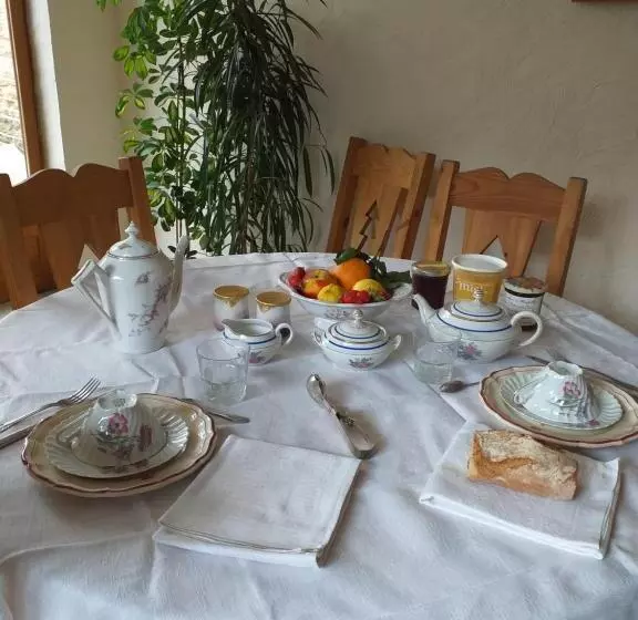 ベッドアンドブレックファースト La Petite Maison Du Sabot