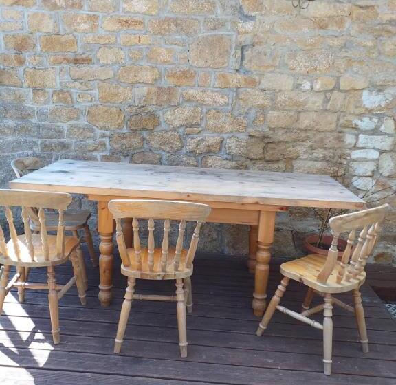 민박 La Petite Maison Du Sabot