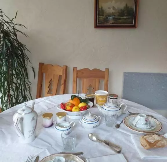 ベッドアンドブレックファースト La Petite Maison Du Sabot