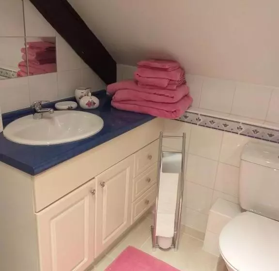 ベッドアンドブレックファースト La Petite Maison Du Sabot