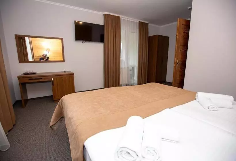 Hotelli князів двір