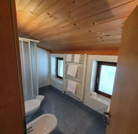 Hotelli Albergo Bar Ristorante Dolomia