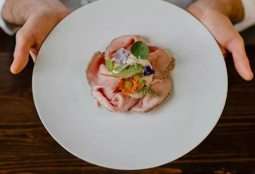 Hotelli Casa Di Langa