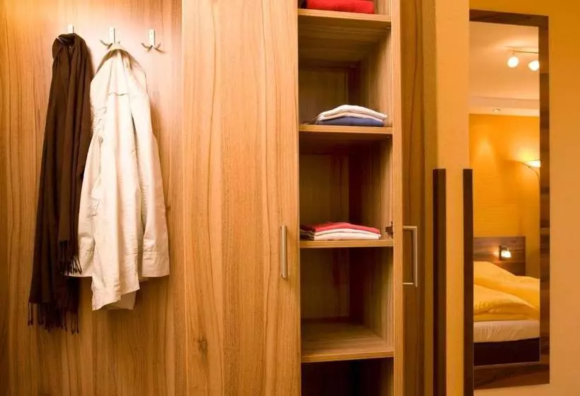 ホテル Gasthof Wösner