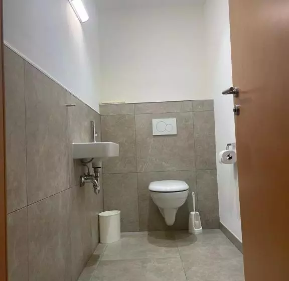 ホテル Gasthof Wösner