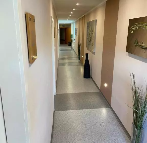 ホテル Gasthof Wösner